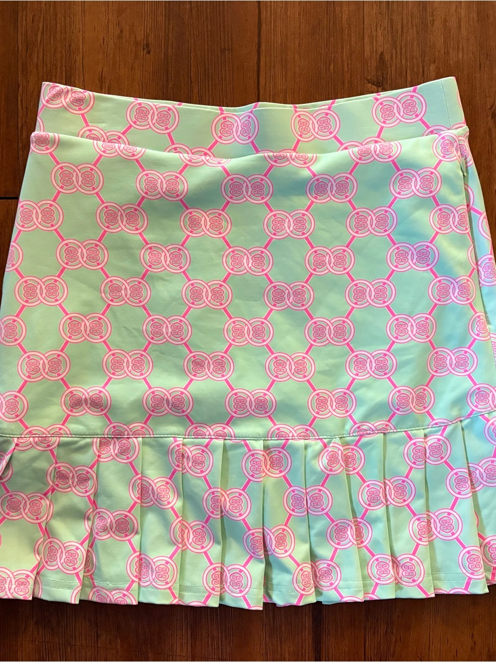 Lulu-B Mint Mini Skirt/Skort with Pink Chain-Link Pattern